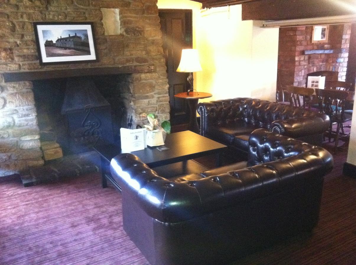 The Coffee Pot Tavern Bed and Breakfast Potterspury Exterior foto